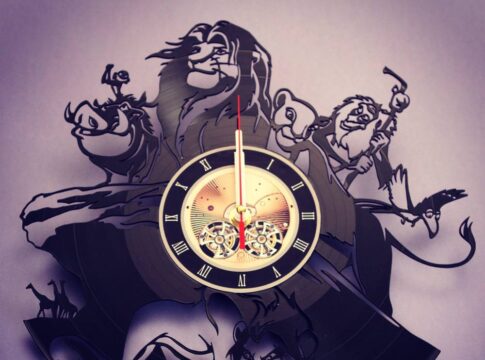 Hangulatos bakelit lemezekből készült Disney faliórák